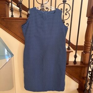 Sleeveless Blue Patterned Shift Dress